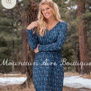 Mountain Aire Boutique nursing friendly maxi dress